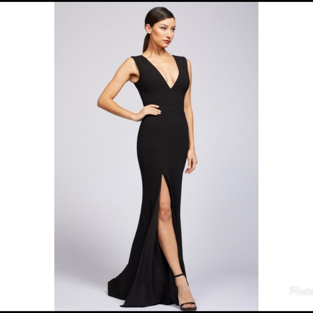 NWOT Dress The Population Sandra Slit Crepe Gown